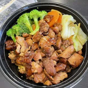 a bowl of meat and vegetables