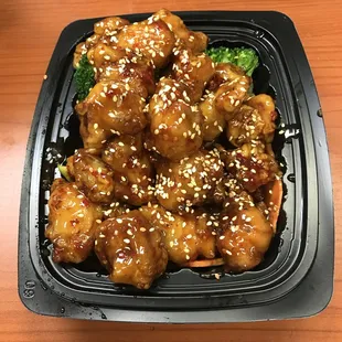 Sesame Chicken combo size (include egg rolls ) $7.75