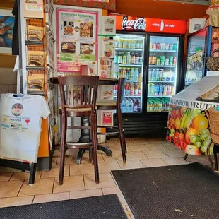 Drinks and dessert/ fresh fruit case.