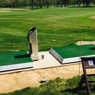 Auto-feed practice tee machine- Amazing!