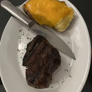 King filet and stuffed potato