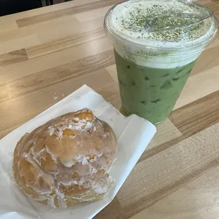 Coconut cream matcha &amp; vanilla bean brioche