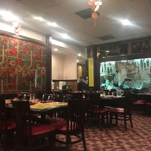 the dining area of a chinese restaurant