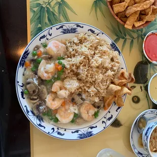 Lunch portion of shrimp and lobster sauce