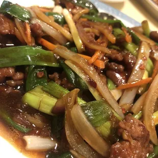 Shredded beef in garlic sauce