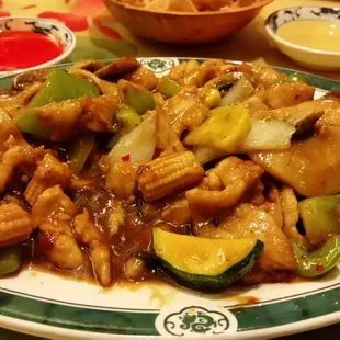 Chicken with garlic sauce...yum