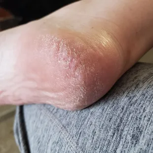 I went to Heaven nails and spa for a pedi....supposedly the kid told the owner he spent over 30 min on my ft....while soaking my ft in cold