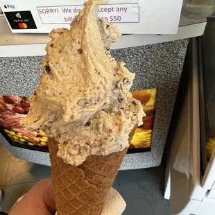 Peanut butter cup gelato
