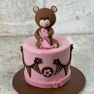 Baby shower cake