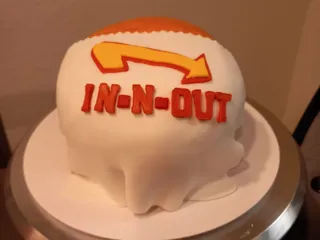 Aria Custom Cakes