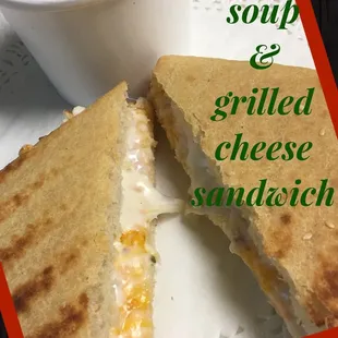 a grilled cheese sandwich