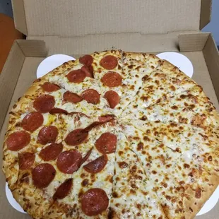 Extra Large Half Pepperoni Half Cheese Pizza - Comes in 12 Slices!