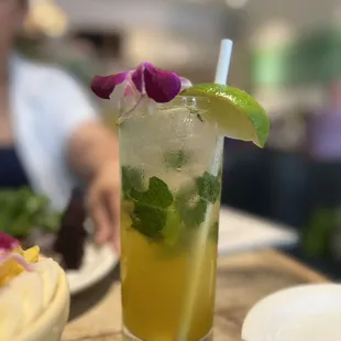 Mango Mojito
