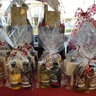 Some easy ready to give away gift ideas by the enterance