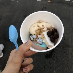 Ca Tart, Cookie Monster, chocolate shake, Salted Caramel