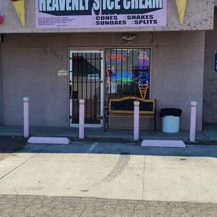 the entrance to heavenly's ice cream