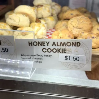 Honey Almond Cookie