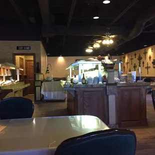 Comfy home town setting with friendly, helpful, and efficient service.