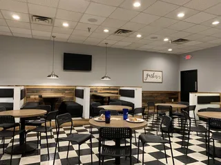 Taylor Belle’s & Burgers