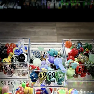 Dab caps