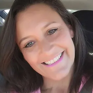 Tracey T.