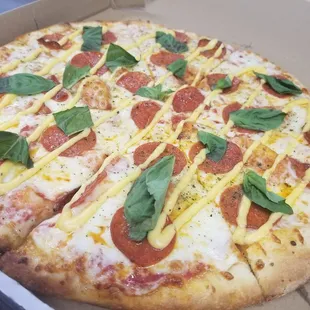 Pepperoni, fresh basil, garlic parmesan drizzle :P