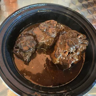 Oxtails (braised oxtails)