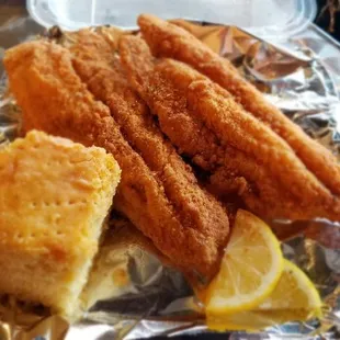 Fish &amp; sweet cornbread