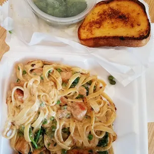 Pasta, with sweet peas, spinach &amp; chicken, $13