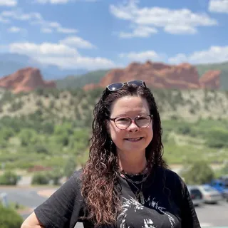 Lori B.