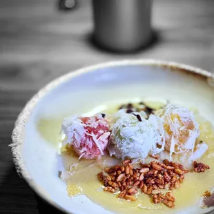 Thai Rice Cake Dessert | @wha.eva.eats