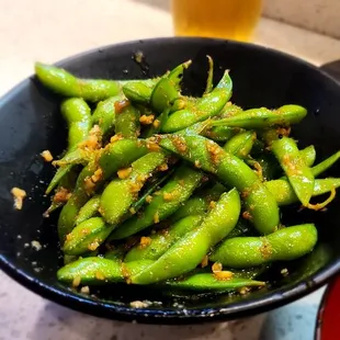Spicy Garlic Edamame
