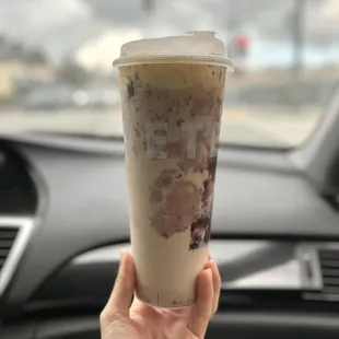 T18. Purple Rice Taro Cake Milk Tea w/ Boba