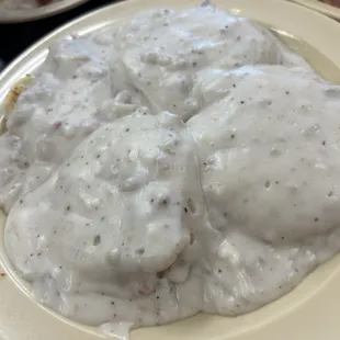 Sausage gravy &amp; perfect biscuits