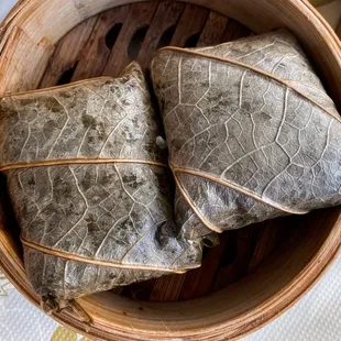 Lotus Leaf wrapped Steamed Sticky Rice