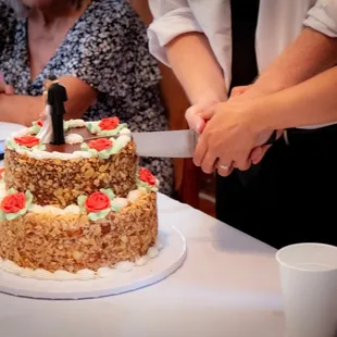 My wife and I got our wedding cake here.