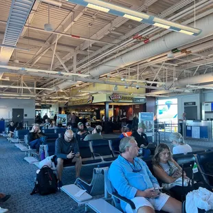 Heidi's Brooklyn Deli in the ghetto B concourse at DIA.