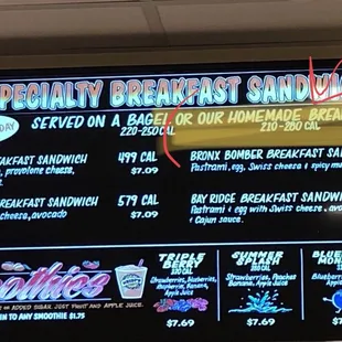 They argued about me putting the Hell's Kitchen sandwich on "their homemade bread"... it's CLEARLY POSTED ON THE MENU!!!!! WTF.