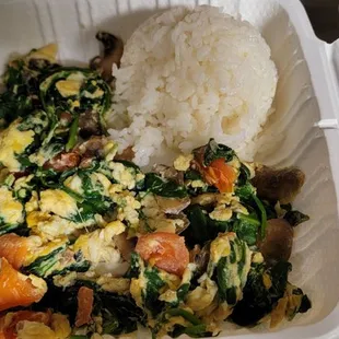 Very happy healthy option for brunch. My go-to now is Veggie Bayou on rice, no cheese.