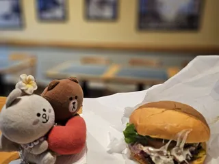 Island Subs & Burgers