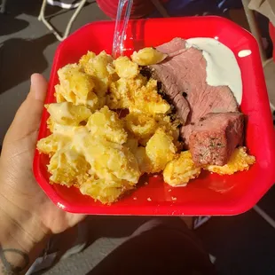 Some amazing gouda mac and cheese and prime rib