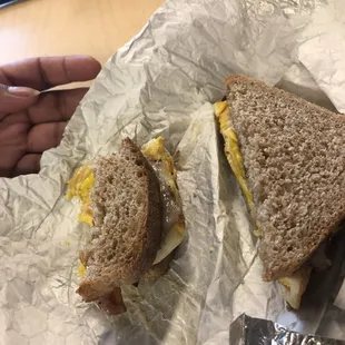 Breakfast sandwich