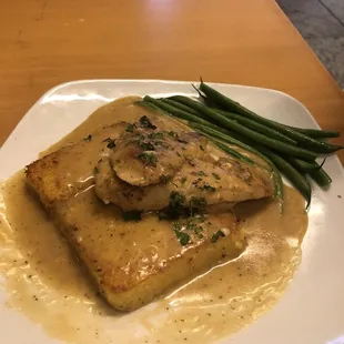 Lemon polenta with chicken and green beans!