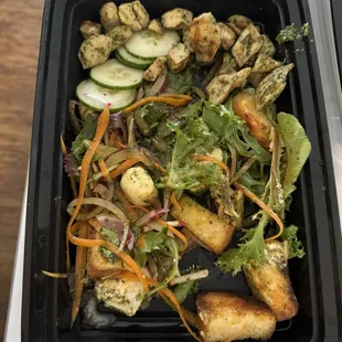 Panzanella with chicken