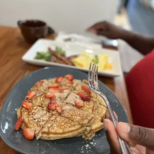 2x2x2 (oatmeal cakes, eggs and bacon)
