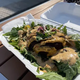 Crab cake w/a whole lotta salad. THis was a freaking outstanding crab cake!