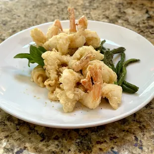 Shrimp Dinner with Pimento Mac and Cheese