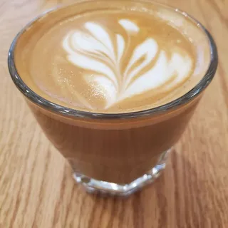 FLAT WHITE