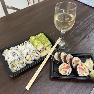 Alligator Roll, Holly Mack-a-Roll, special futomaki, Inari &amp; Avocado Uramaki