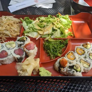 Lunch Sushi roll box
